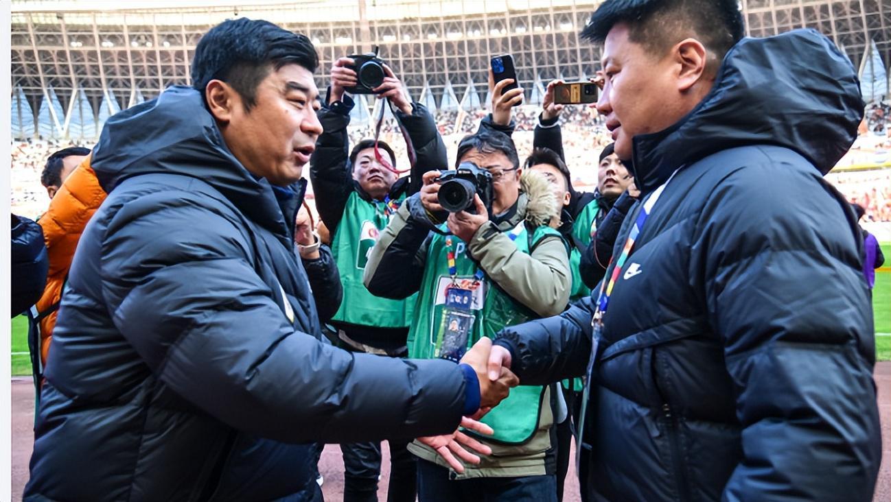 开云体育登录入口-1050万欧打水漂！李金羽一句话撕破中超新军遮羞布